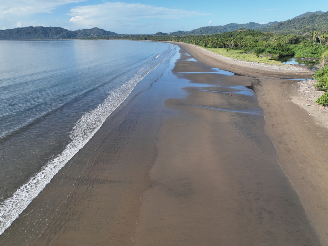 Playa Tambor in the Nicoya Peninsula is the best Tropical Costa Rica beach